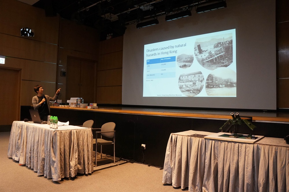 The Geotechnical Engineering Office and the Education Bureau jointly organised a seminar for secondary school geography teachers, presenting the Hong Kong geology, natural disasters and sustainable development.